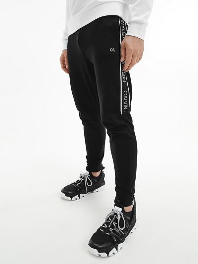 Calvin Klein Ruhák HU390202 | Calvin Klein Comfort Stretch Logo Férfi Jogger Fekete